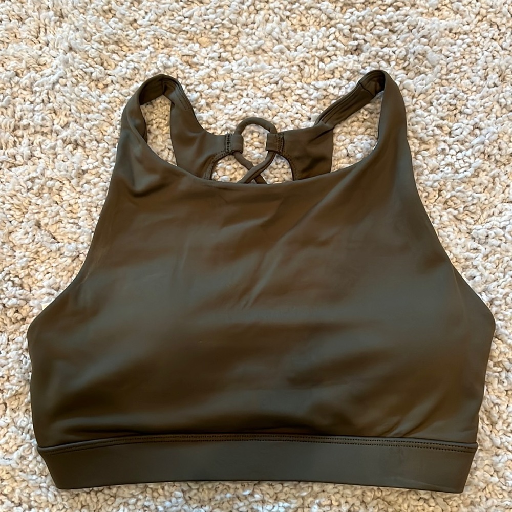 Forever 21 sports bra. Size small